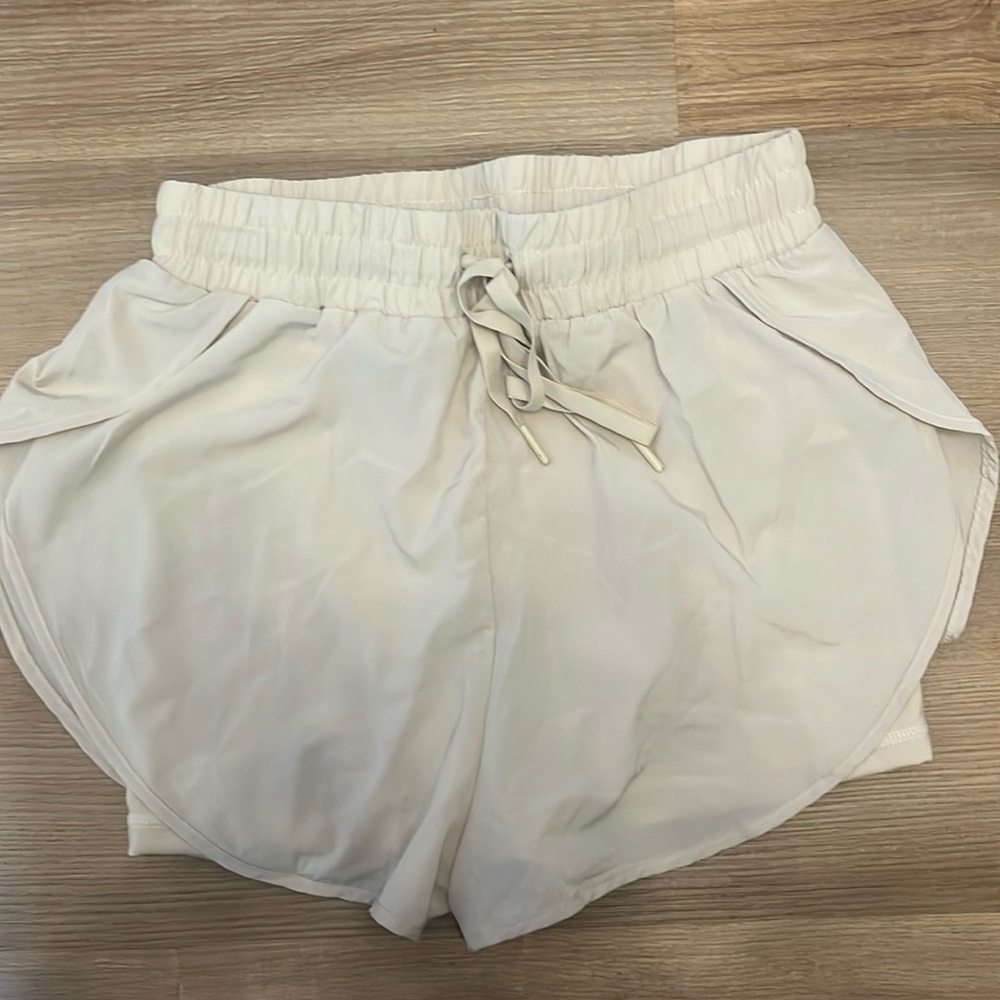 BUFFBUNNY SHORTS